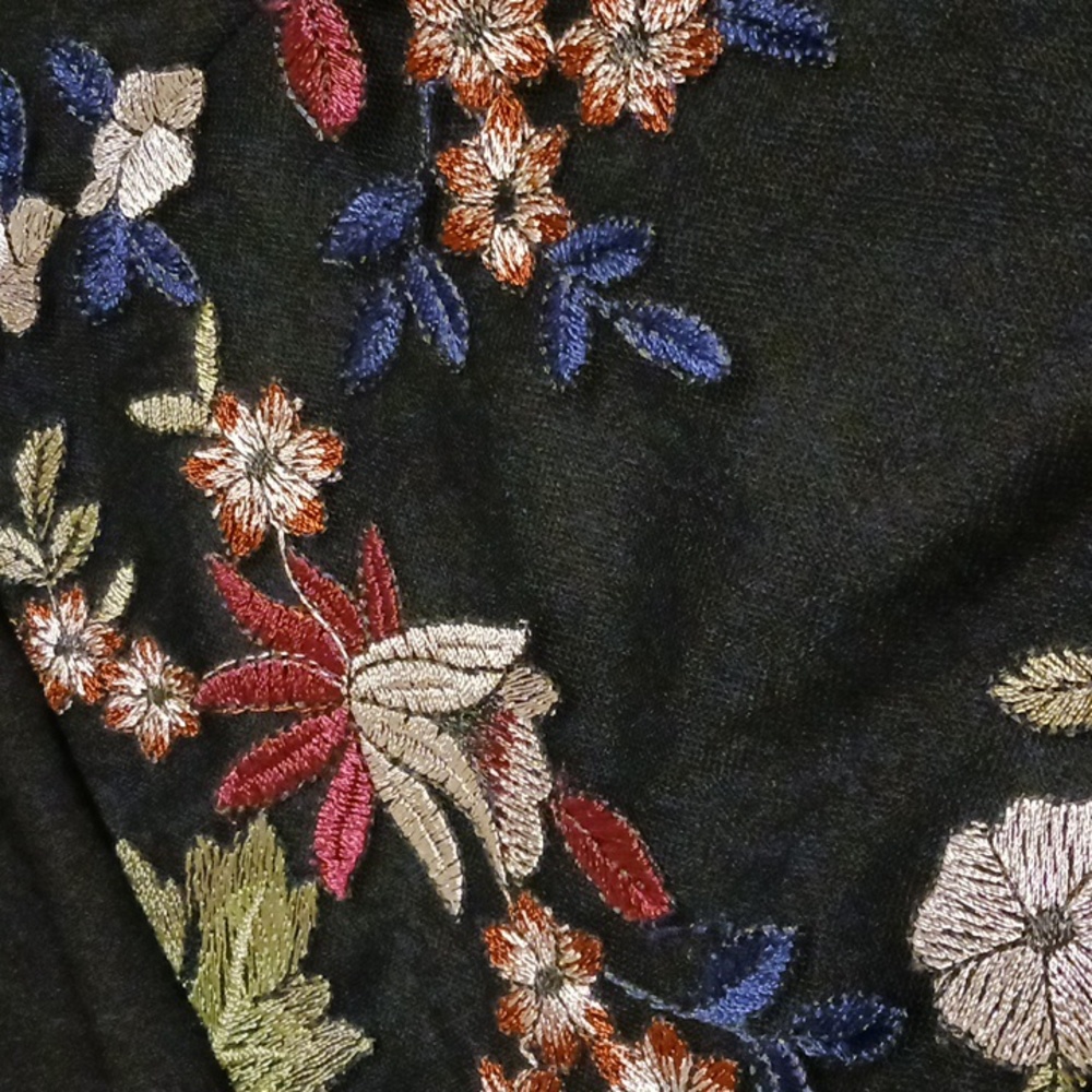Dress - Picture 4 of 5